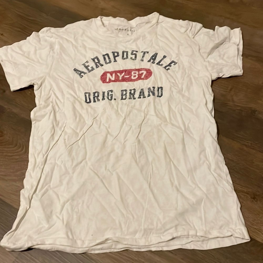 Aeropostale T-shirt